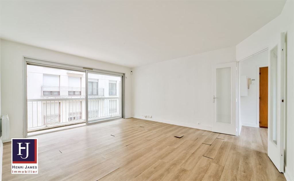 appartement 2 pièces en vente sur PARIS (75116)