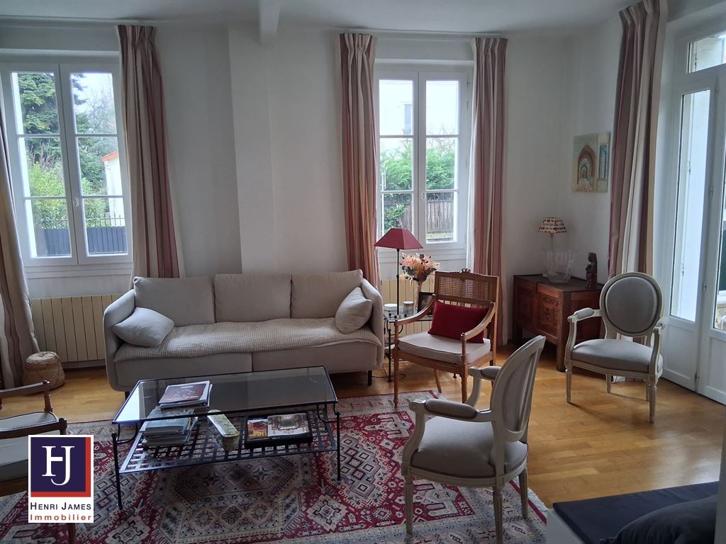 maison 6 pièces en vente sur VERSAILLES (78000)
