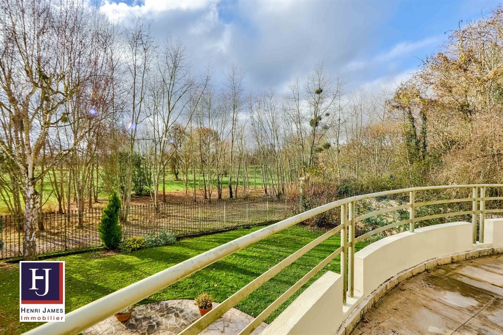 maison 8 pièces en vente sur VERSAILLES (78000)